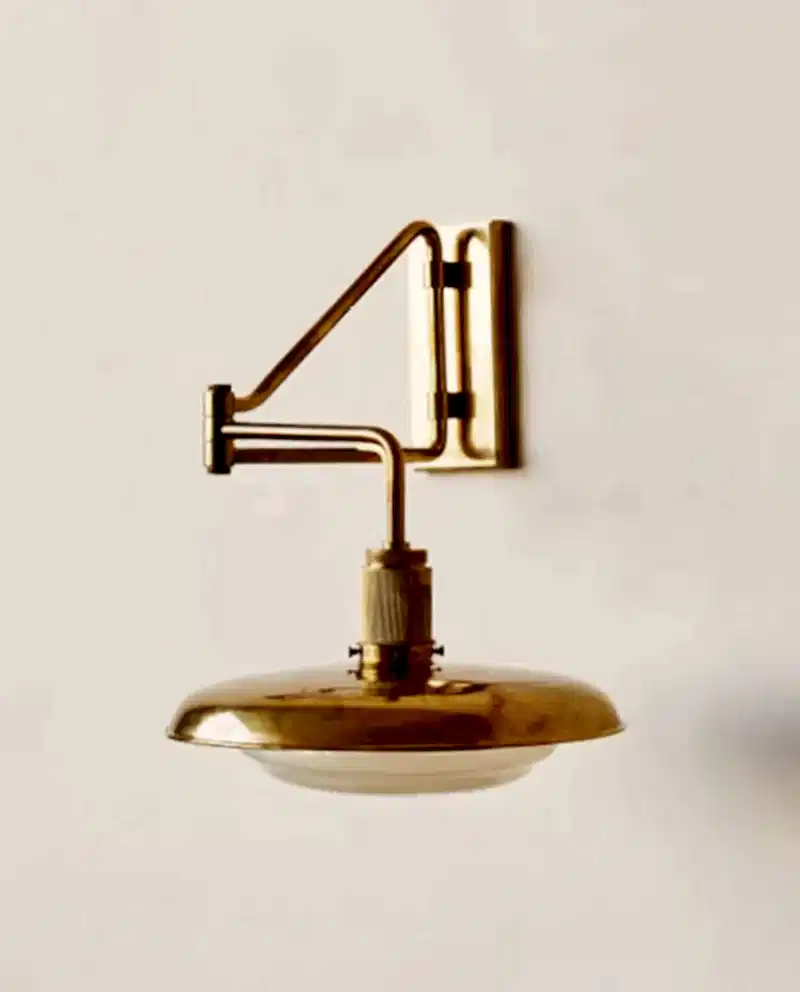 Oscar Articulated Sconce Glass Shade