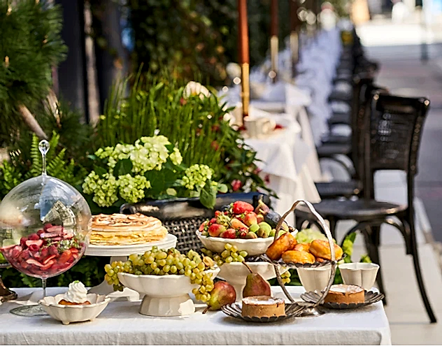 The Vogue Editors’ Guide to Outdoor Dining in New York City